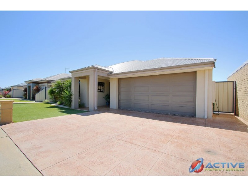 23 Newbridge Street, Meadow Springs WA 6210