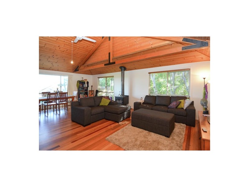 6 Hilltop Place, Lennox Head NSW 2478