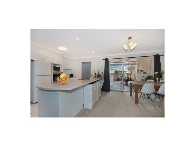 2/22 Patricia Parade, Lennox Head NSW 2478