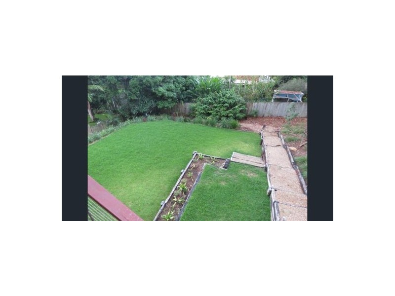 10 Bulgoon Crescent, Ocean Shores NSW 2483