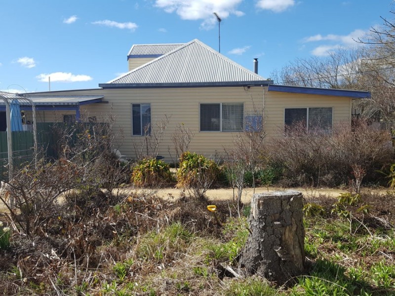 36 Victoria Street, Red Range NSW 2370