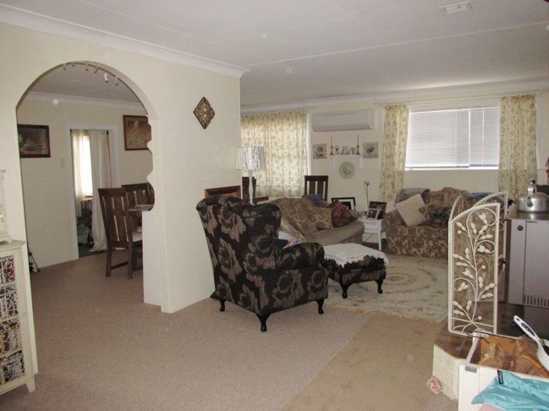36 Victoria Street, Red Range NSW 2370