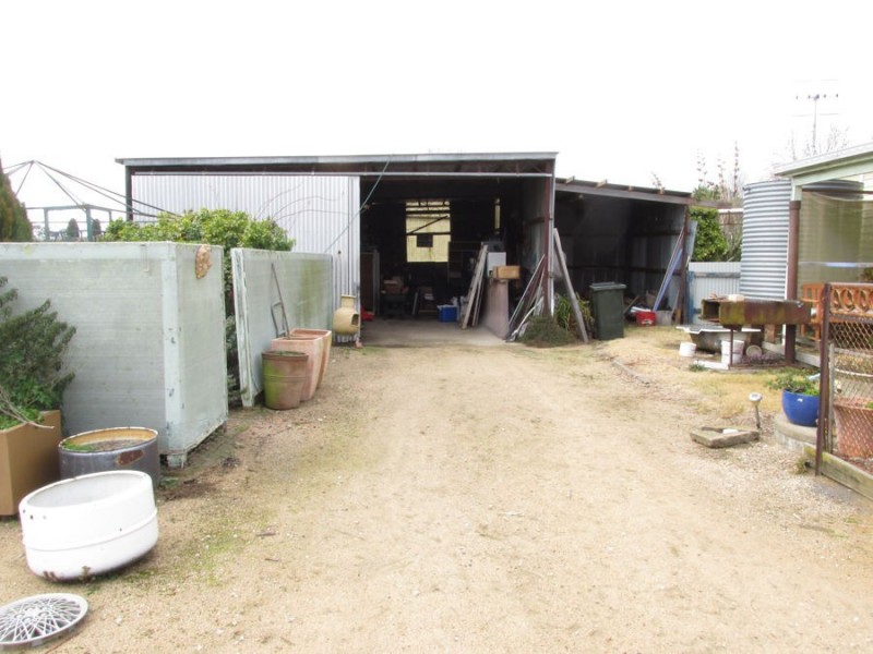 36 Victoria Street, Red Range NSW 2370