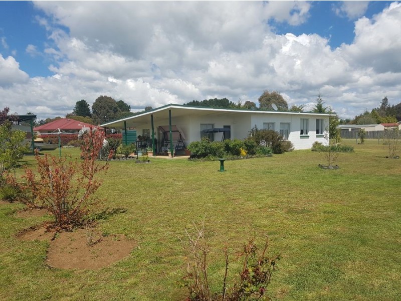 17 Camp Street, Glencoe NSW 2365