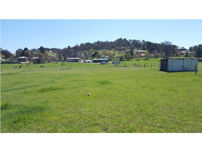 105S Derby Street, Walcha NSW 2354