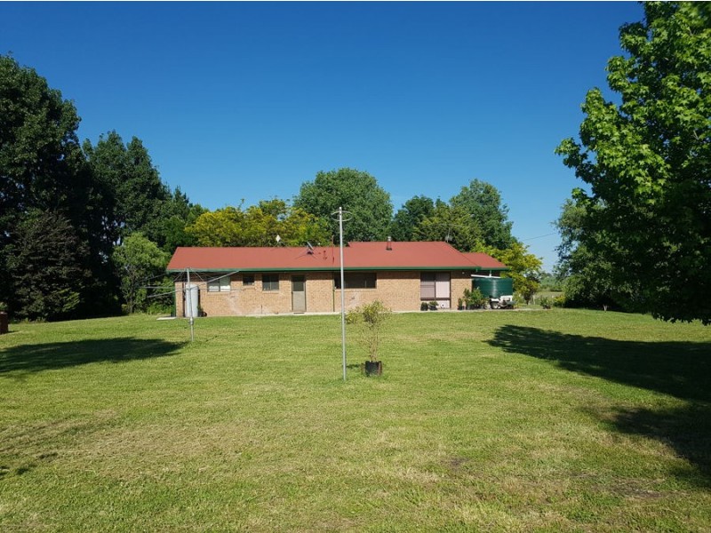 519 Grey Street, Glen Innes NSW 2370
