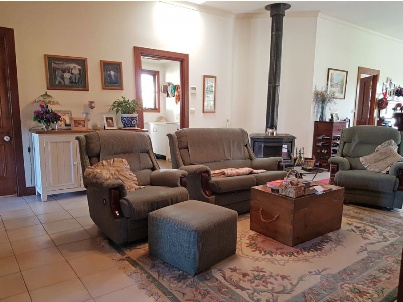 22 Willis Road, Glen Innes NSW 2370