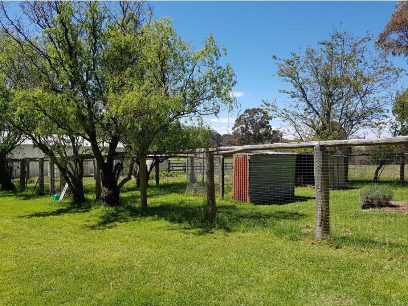 22 Willis Road, Glen Innes NSW 2370
