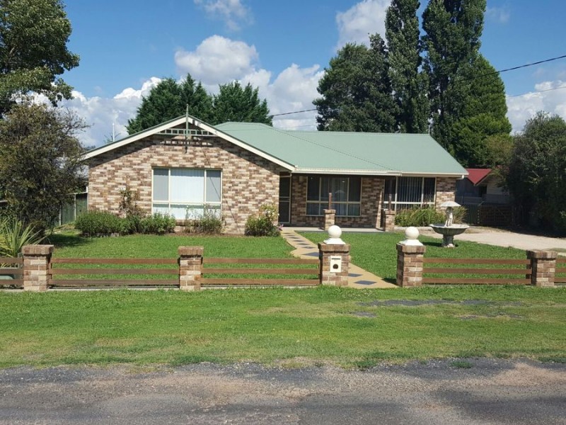 75 Manns Lane, Glen Innes NSW 2370