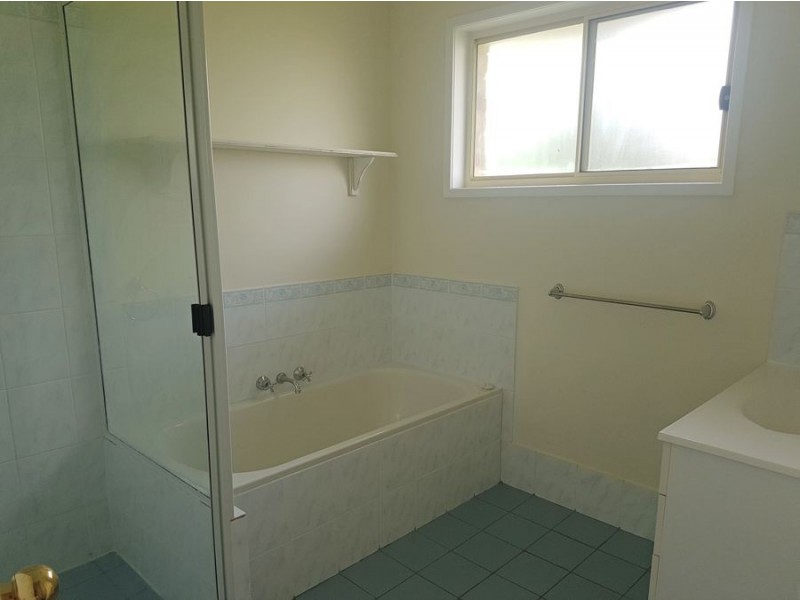 2 Pitt Street, Glen Innes NSW 2370