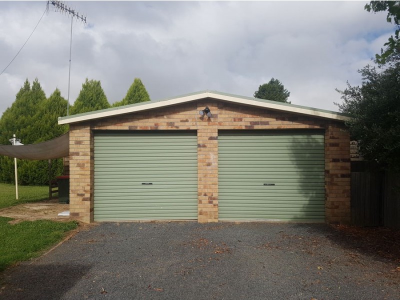 2 Pitt Street, Glen Innes NSW 2370