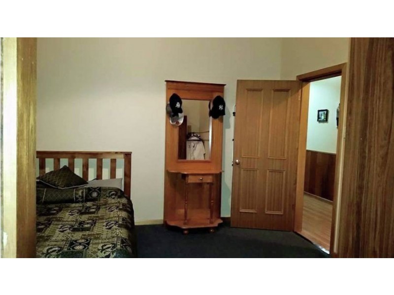 180 Meade Street, Glen Innes NSW 2370