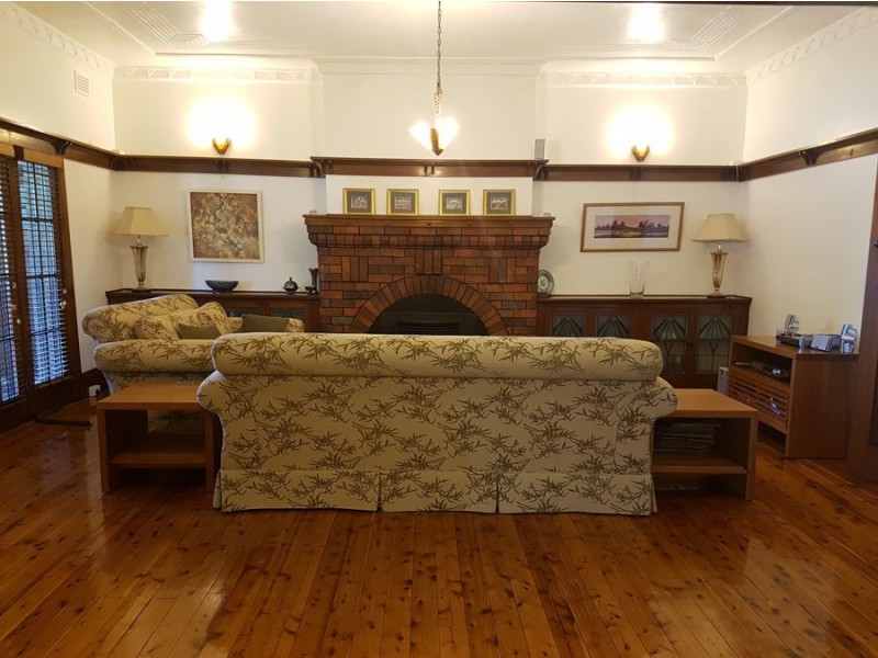 141 Church Street, Glen Innes NSW 2370