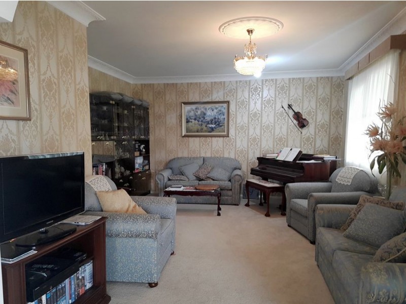 92 Macquarie Street, Glen Innes NSW 2370
