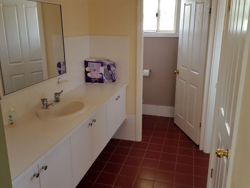 23 Railway Street, Glen Innes NSW 2370