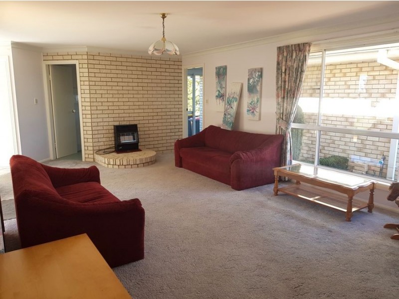 39 Robinson Avenue, Glen Innes NSW 2370