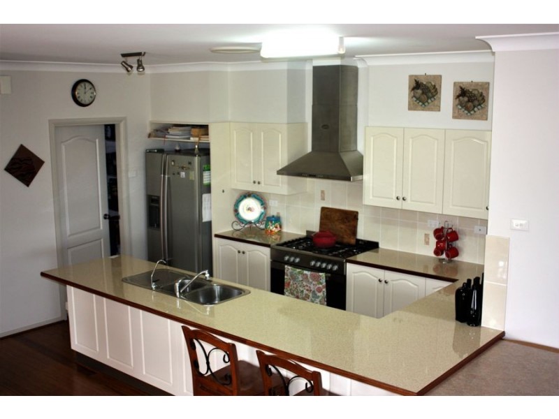 52 Galloway Place, Glen Innes NSW 2370