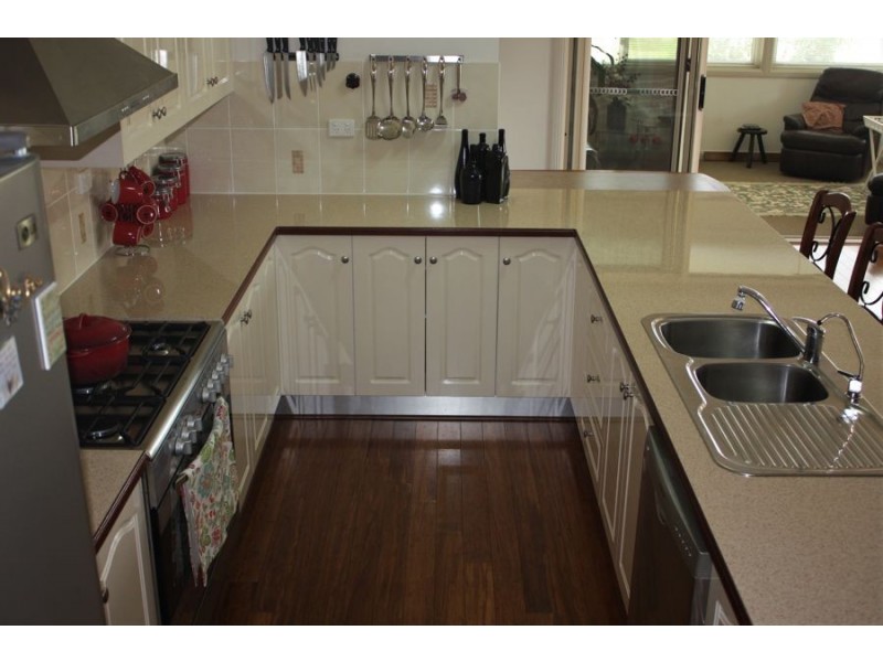 52 Galloway Place, Glen Innes NSW 2370