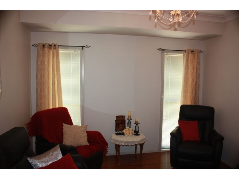 52 Galloway Place, Glen Innes NSW 2370