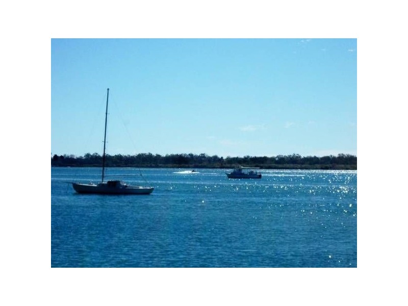 15 Smith Street, Buxton QLD 4660