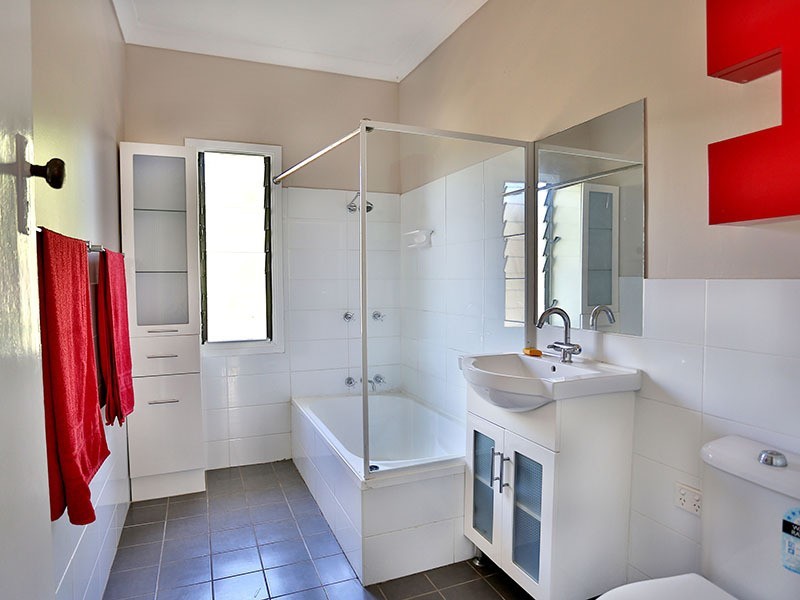 136 Main Street, Lowood QLD 4311