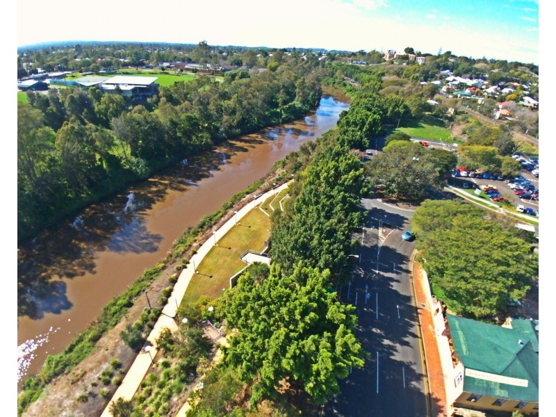 2 East Street, Ipswich QLD 4305