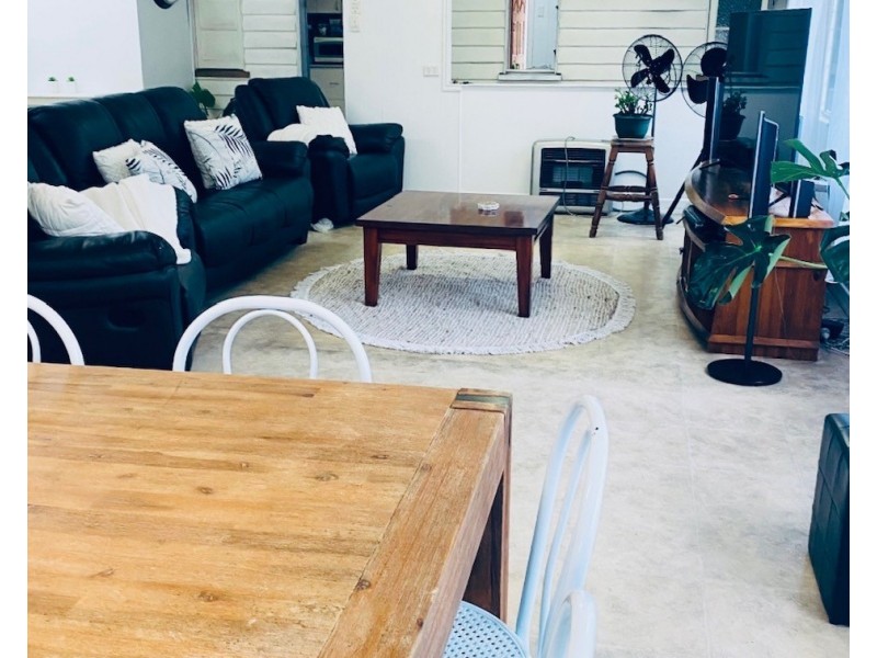 2 East Street, Ipswich QLD 4305