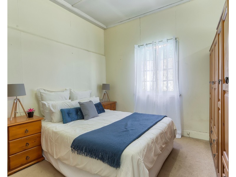 2 East Street, Ipswich QLD 4305