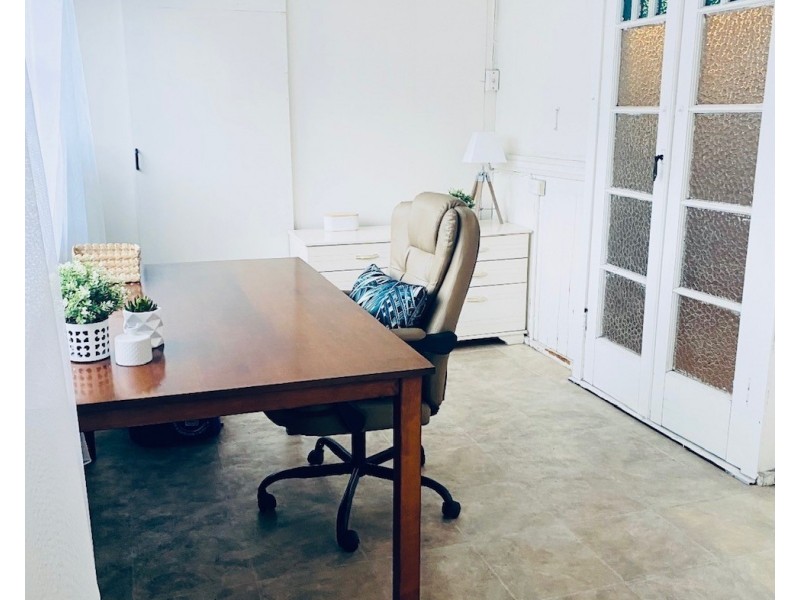 2 East Street, Ipswich QLD 4305