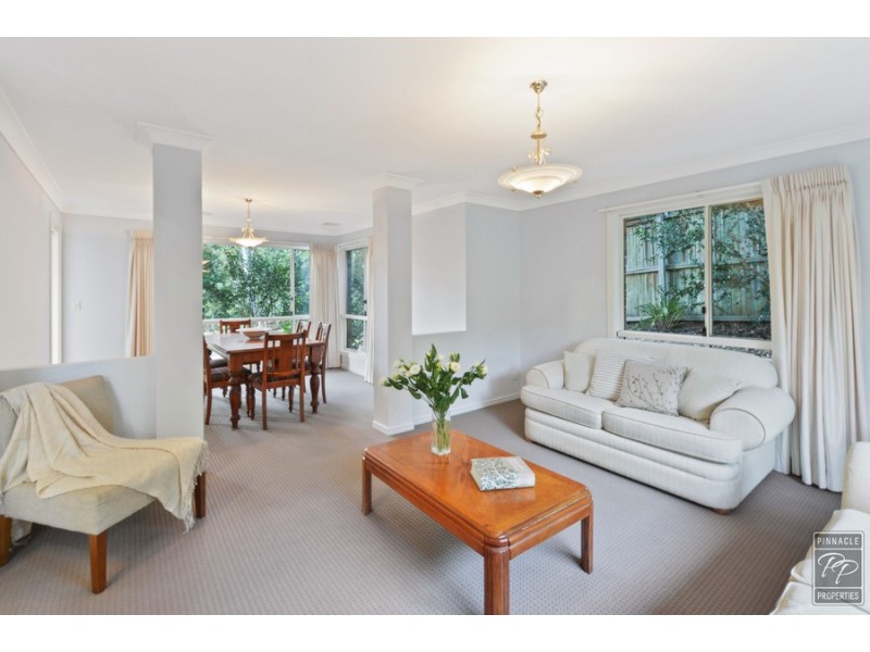 25 Tangy Street, Brookfield QLD 4069