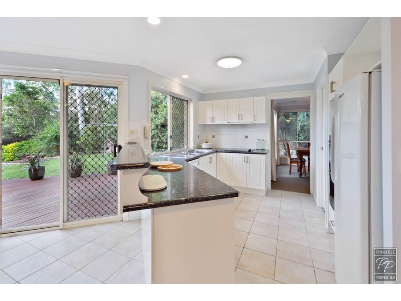 25 Tangy Street, Brookfield QLD 4069