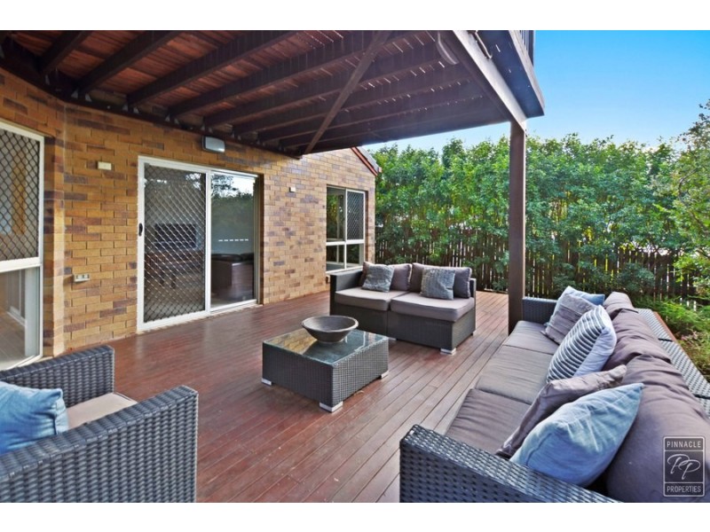 25 Tangy Street, Brookfield QLD 4069