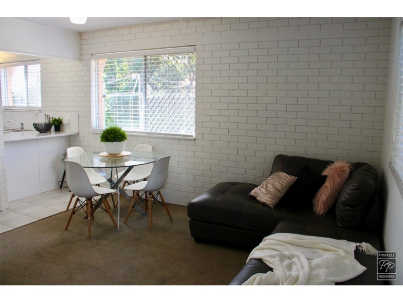 1/39 Waverley Road, Taringa QLD 4068