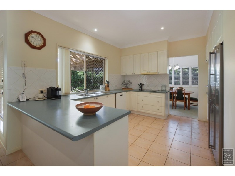 17 Tangy Street, Brookfield QLD 4069
