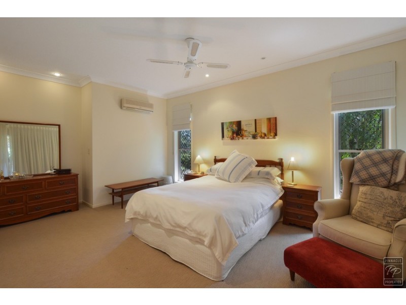 17 Tangy Street, Brookfield QLD 4069