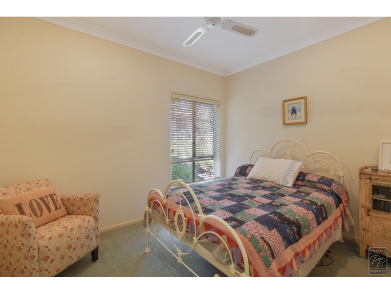 17 Tangy Street, Brookfield QLD 4069