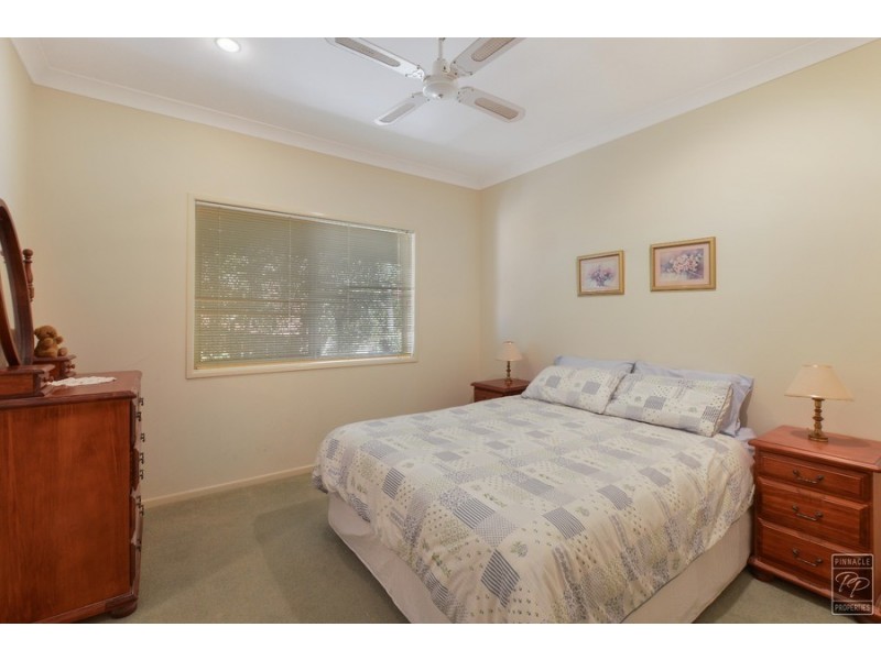 17 Tangy Street, Brookfield QLD 4069