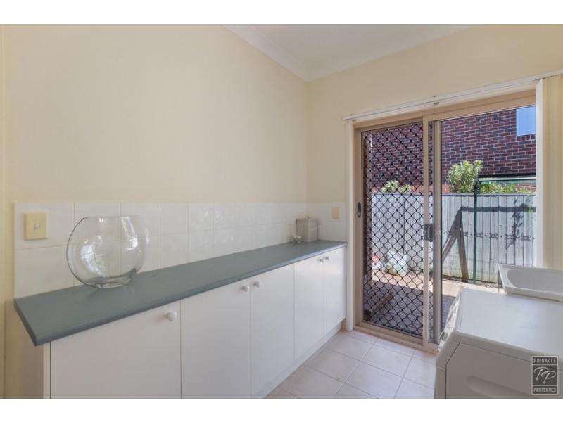 17 Tangy Street, Brookfield QLD 4069