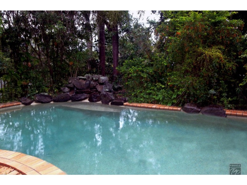 17 Tangy Street, Brookfield QLD 4069