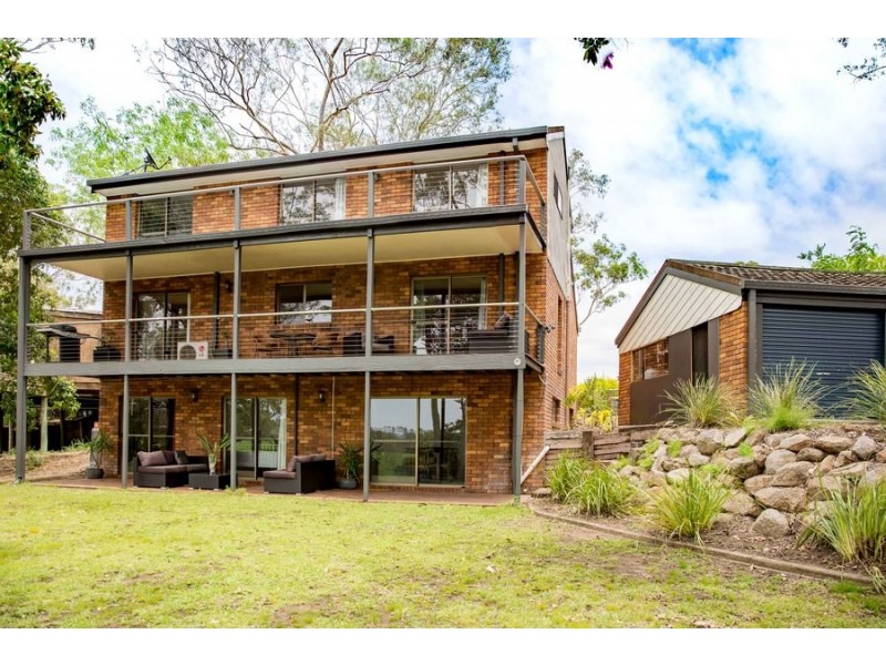 12 Minaji Court, Karana Downs QLD 4306