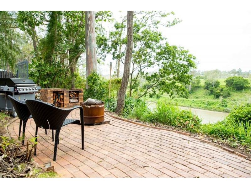 12 Minaji Court, Karana Downs QLD 4306