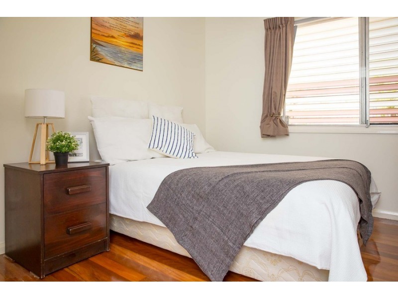 129 Fegen Drive, Moorooka QLD 4105