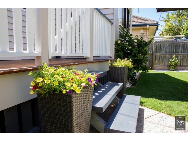 21 Radius Street, Wynnum QLD 4178