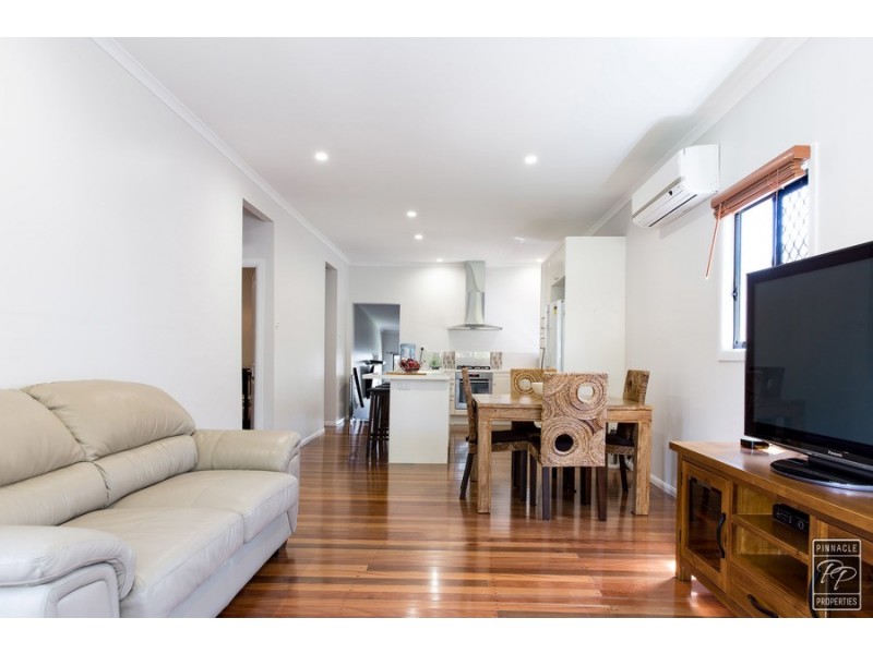 21 Radius Street, Wynnum QLD 4178