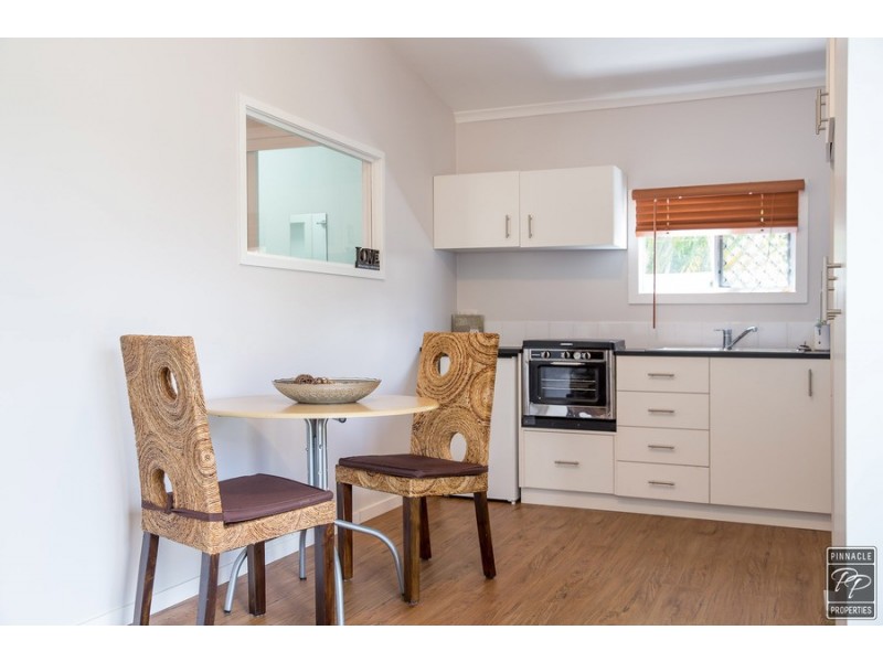 21 Radius Street, Wynnum QLD 4178