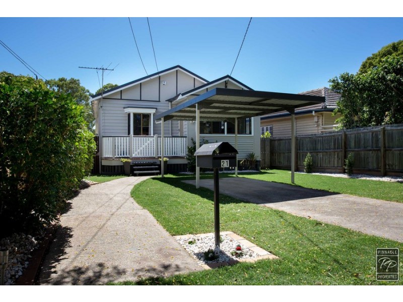 21 Radius Street, Wynnum QLD 4178