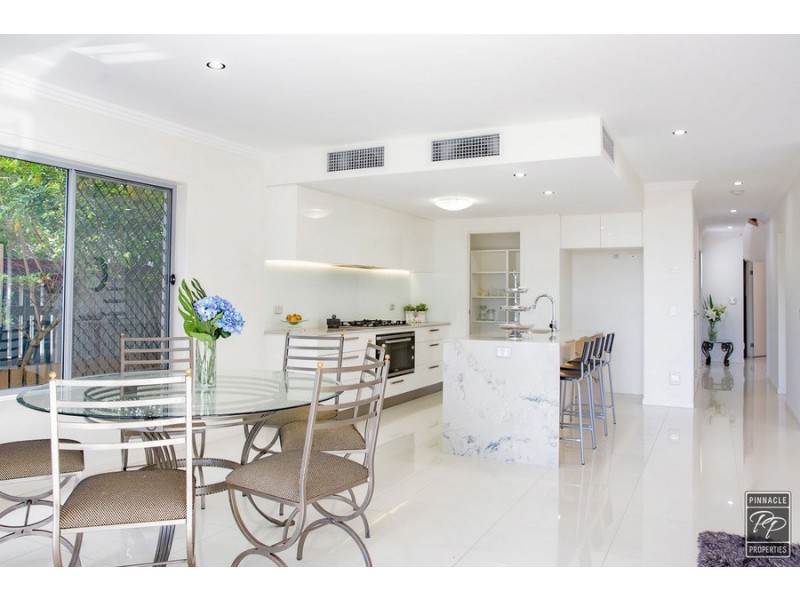 217 Days Road, Grange QLD 4051