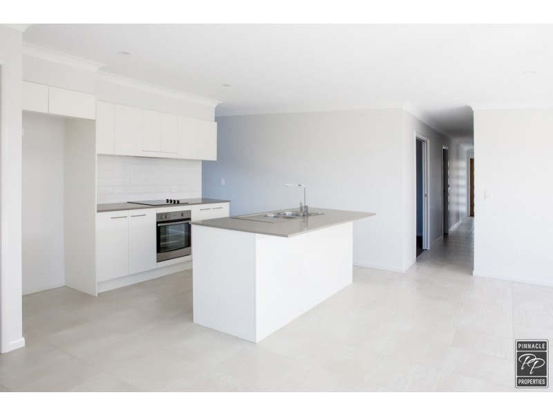 16 Jeffreys Street, Caboolture South QLD 4510