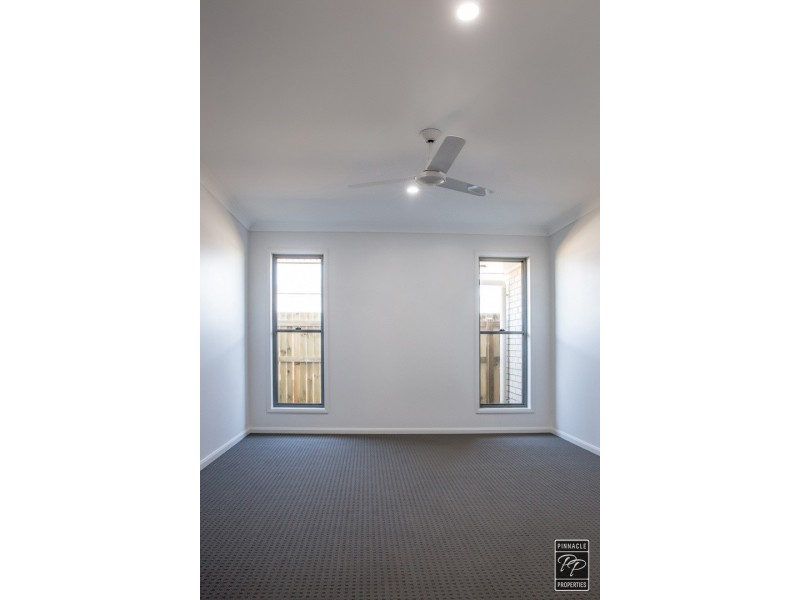 16 Jeffreys Street, Caboolture South QLD 4510