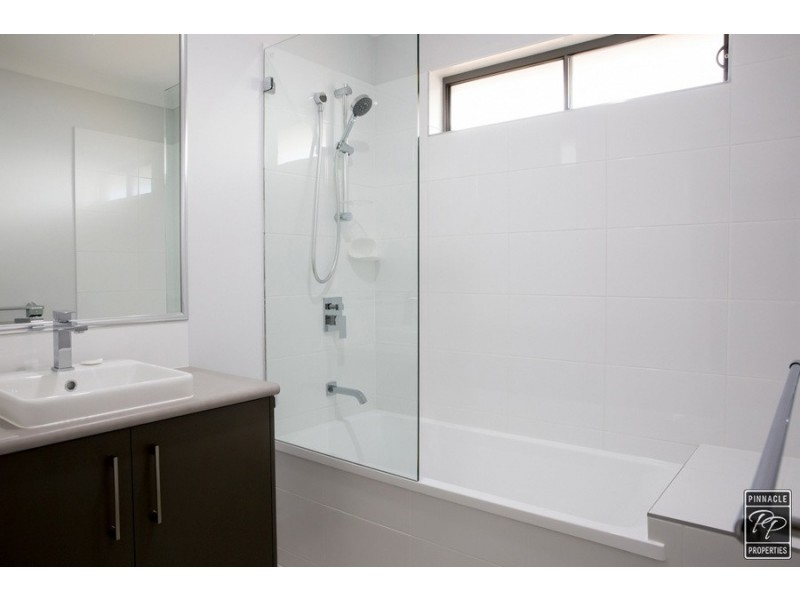 16 Jeffreys Street, Caboolture South QLD 4510